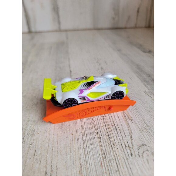 Hallmark Hot Wheels mach speeder ornament Xmas car - Picture 3 of 5